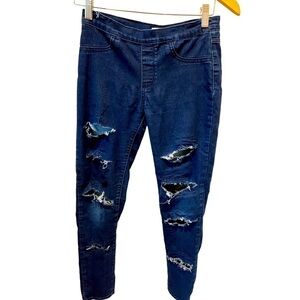 Levi’s juniors Jeggings like new, dark blue denim jeans ripped design distressed